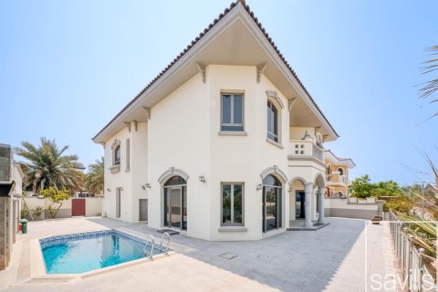 Villa zum Verkauf in Palm Jumeirah, Dubai, VAE 5 Schlafzimmer, 657.1 m2 Nr. 755151 - Foto 2