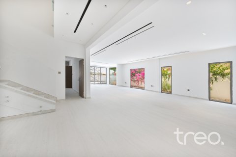Vilë në Meadows, Dubai, Emiratet e Bashkuara Arabe 5 dhoma gjumi, 436.64 m2. № 753613 - Foto 2
