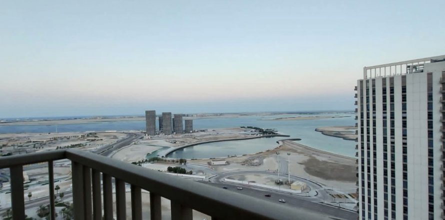 Apartment in Al Reem Island, Abu Dhabi, UAE 3 bedrooms, 145 sq.m. № 594017