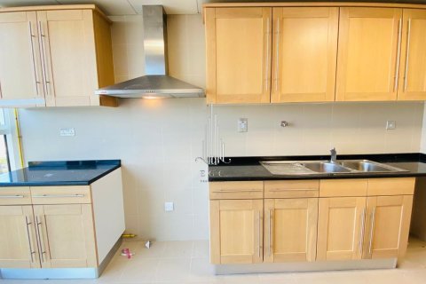 Apartament në Corniche Road, Abu Dhabi, Emiratet e Bashkuara Arabe 3 dhoma gjumi, 185.8 m2. № 591792 - Foto 16