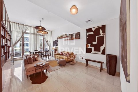 Apartment til salg i Meydan, Dubai, UAE 2 soveværelser, 145.86 kvm № 762426 - foto 2