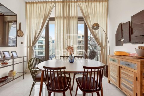 Apartment til salg i Meydan, Dubai, UAE 2 soveværelser, 145.86 kvm № 762426 - foto 6