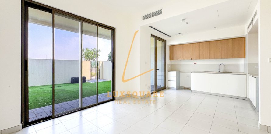 Villa Dubai South (Dubai World Central), Dubaijā, AAE 3 istabas, 163 m2 Nr. 685614