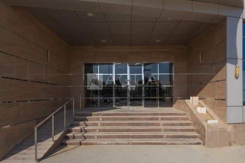 Magasin à louer à Dubai, EAU 144.1 m2 № 695502 - photo 17