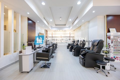 Khalifa City, Abu Dhabi, BAE’de satılık ticari villa 1545 m&sup2; No 695504 - fotoğraf 11