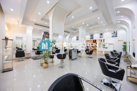Khalifa City, Abu Dhabi, BAE’de satılık ticari villa 1545 m&sup2; No 695504 - fotoğraf 9