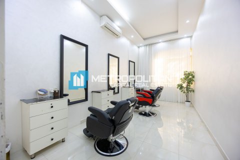 Khalifa City, Abu Dhabi, BAE’de satılık ticari villa 1545 m&sup2; No 695504 - fotoğraf 12