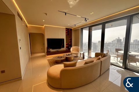 Apartment til salg i Downtown Dubai (Downtown Burj Dubai), Dubai, UAE 3 soveværelser, 170 kvm № 698408 - foto 2