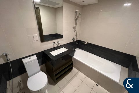 Apartmen di THE LOFTS di Downtown Dubai (Downtown Burj Dubai), UAE 2 bilik tidur, 139 meter persegi № 698468 - foto 10