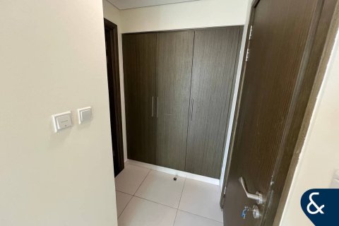 Apartmen di THE LOFTS di Downtown Dubai (Downtown Burj Dubai), UAE 2 bilik tidur, 139 meter persegi № 698468 - foto 9