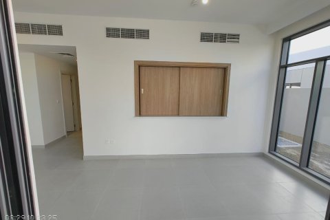Villa à vendre à  Dubai South (Dubai World Central), Dubai, EAU 3 chambres, 303 m2 № 707762 - photo 5