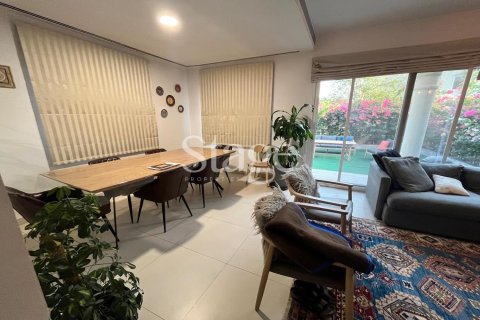 Vila u gradu Dubai Land, UAE 4 spavaće sobe, 276 m2 Br. 737411 - Slika 4