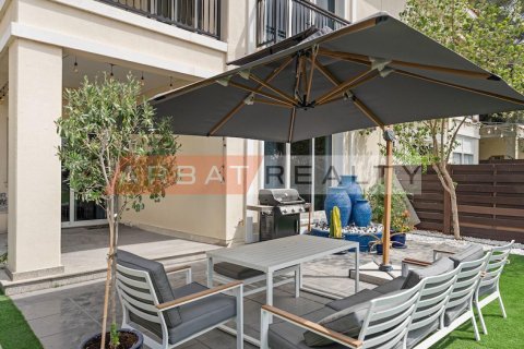 Huvila Dubai Land, Arabiemiraatit 4 makuuhuonetta, 490.34 m2 № 755141 - kuva 15