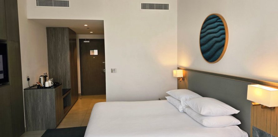 Lakás itt: Dubai, EAE, 28.3 m², azonosító: 694181