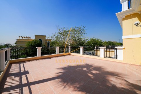 Villa in affitto a Jumeirah Park, Dubai, EAU 4 camere da letto, 512 mq. № 700866 - foto 21