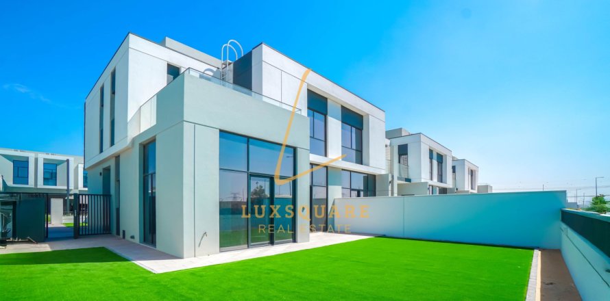 Вілла в Al Furjan, Дубай, ОАЕ 4 спальні, 336м2 № 700870