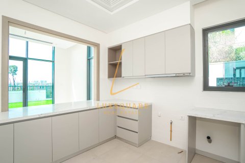 Зняти в оренду віллу в Al Furjan, Дубай, ОАЕ 4 спальні, 336м2, № 700870 - фото 6