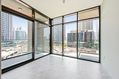 Lägenhet uthyres i Business Bay, Dubai, UAE 2 sovrum, 84.68 kvm Nr. 749680 - fotografi 2
