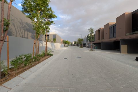 טאונהאוס למכירה ב Tilal City, Sharjah, איחוד האמירויות  4 חדרי שינה, 293.2 מ"ר, מספר 748659 - תמונה 13