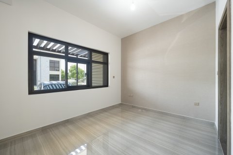 Снять в аренду таунхаус в DAMAC Hills (Akoya by DAMAC), Дубай, ОАЭ 4 спальни, 177.41м2, № 749679 - фото 12