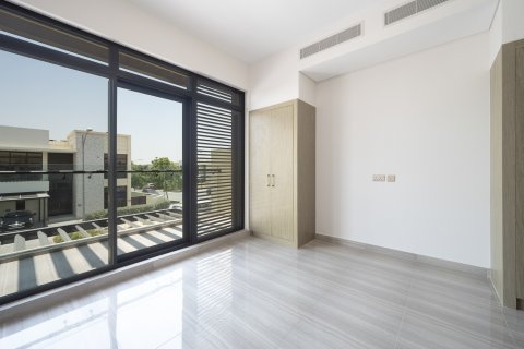 Снять в аренду таунхаус в DAMAC Hills (Akoya by DAMAC), Дубай, ОАЭ 4 спальни, 177.41м2, № 749679 - фото 7