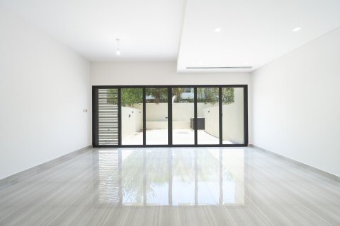 阿联酋 Dubai DAMAC Hills (Akoya by DAMAC) 联排别墅  4 卧, 177.41 平方米 , 编号 749679