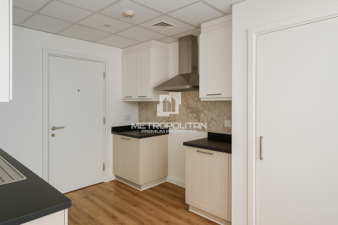 Apartment in Jumeirah Beach Residence, Dubai, UAE 2 bedrooms, 120 sq.m. № 593528 - photo 8