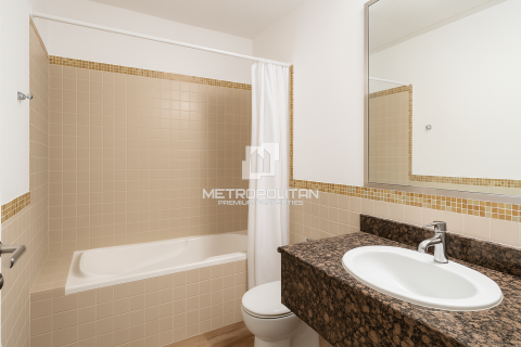 Apartment in Jumeirah Beach Residence, Dubai, UAE 2 bedrooms, 120 sq.m. № 593528 - photo 9