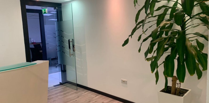 Oficiu în Dubai, EAU 115.7 mp.  №708474