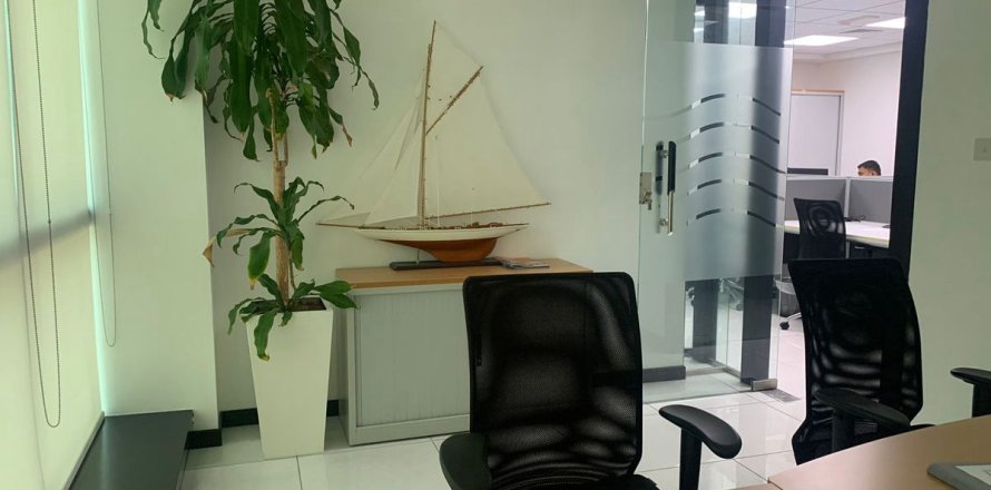 Büroraum in Dubai, VAE: 115.7 m2 Nr. 708474