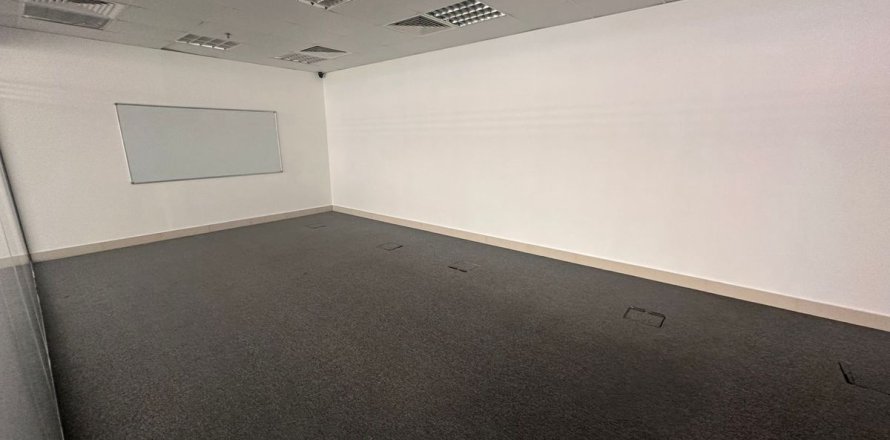 Büroraum in Dubai, VAE: 157.4 m2 Nr. 708475