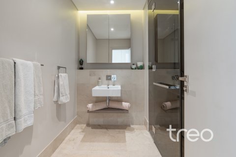 Lägenhet till försäljning i Palm Jumeirah, Dubai, UAE 2 sovrum, 149.3 kvm Nr. 733145 - fotografi 15