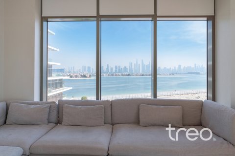 Lägenhet till försäljning i Palm Jumeirah, Dubai, UAE 2 sovrum, 149.3 kvm Nr. 733145 - fotografi 16