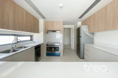 Vila v Dubai South (Dubai World Central), SAE 5 spální, 390.47 m2 č. 733161 - Fotografia 6