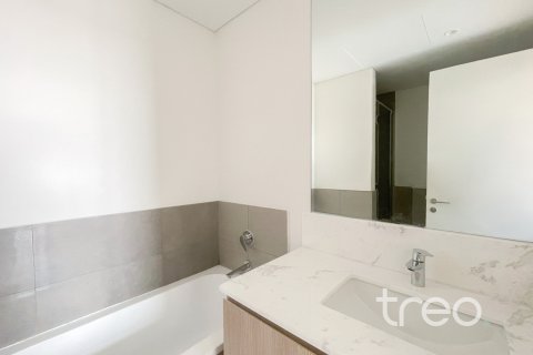 Vila v Dubai South (Dubai World Central), SAE 5 spální, 390.47 m2 č. 733161 - Fotografia 19