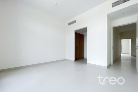 Vila v Dubai South (Dubai World Central), SAE 5 spální, 390.47 m2 č. 733161 - Fotografia 15