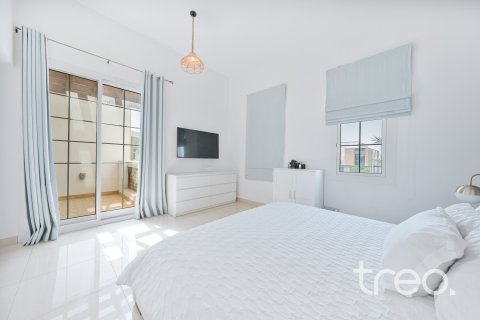 Villa til salgs i Mudon, Dubai, Emiratene 3 soverom, 343.74 kvm Nr. 733147 - Foto 13