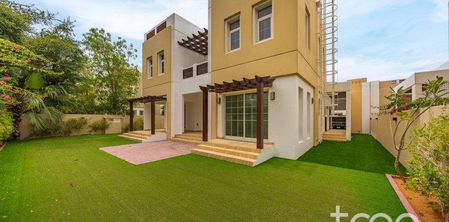 Willa w Mudon, Dubai, ZEA 3 sypialnie, 395.77 mkw. nr 733144