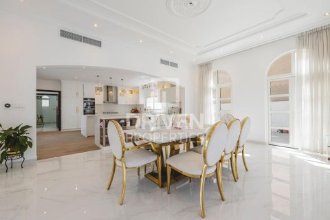 Villa til salgs i The Villa, Dubai, Emiratene 5 soverom, 2099.42 kvm Nr. 741680 - Foto 9