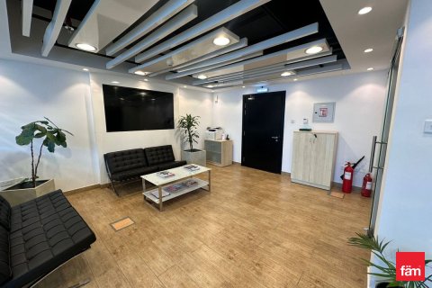 Kontor asukohaga Dubai, AÜE: 107.4 m² Nr 703865