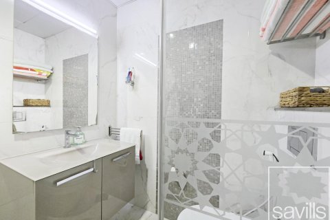 Al Furjan, Dubai, UAE의 판매용 아파트 침실 3개, 231제곱미터 번호 650759 - 사진 14