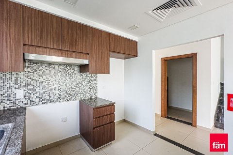 Casa urbana para arrendamento em Dubai, EAU 4 quartos, 391.1 m2 № 725976 - foto 4