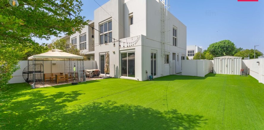 Kuća u nizu u gradu Dubai, UAE 4 spavaće sobe, 391.1 m2 Br. 725976