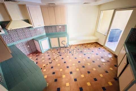 Villa til leje i Jumeirah, Dubai, UAE 4 soveværelser, 325 kvm № 686604 - foto 5