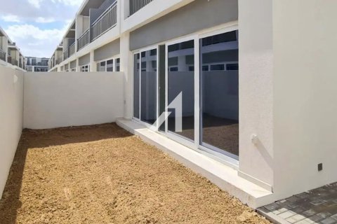 Снять в аренду таунхаус в The Roots Akoya Oxygen, Дубай, ОАЭ 3 спальни, 170м2, № 686608 - фото 17