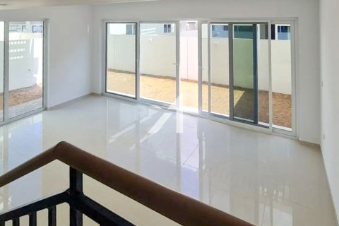 Снять в аренду таунхаус в The Roots Akoya Oxygen, Дубай, ОАЭ 3 спальни, 170м2, № 686608 - фото 8