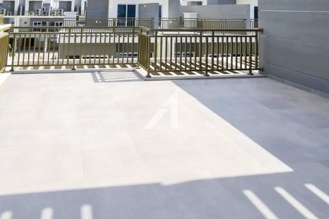 טאונהאוס להשכרה ב The Roots Akoya Oxygen, Dubai, איחוד האמירויות  3 חדרי שינה, 170 מ"ר, מספר 686608 - תמונה 11