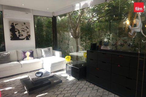 Müüa ridamaja asukohaga Dubai, AÜE: 4 magamistoaga, 315.2 m² Nr 760897 - pilt 4