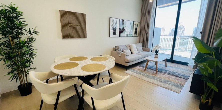 Apartment in Dubai, UAE 3 bedrooms, 114.8 sq.m. № 760893