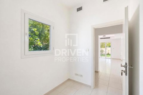 Vilă de vânzare în The Springs, Dubai, EAU 2 dormitoare, 241.27 mp.  №765204 - poză 4